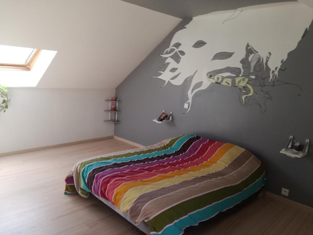 Chambre A Villemandeur Chez L'Habitant エクステリア 写真