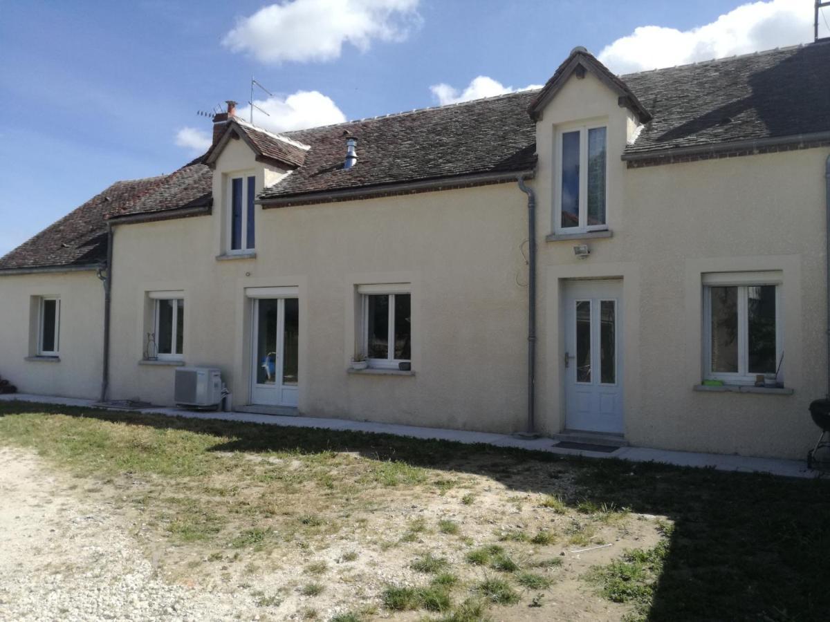 Chambre A Villemandeur Chez L'Habitant エクステリア 写真